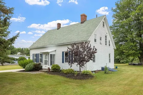 454 Island Pond Road Manchester NH 03109