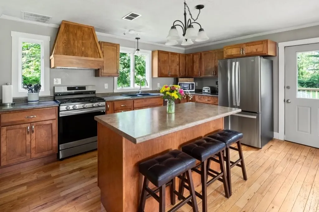 1756 Us Route 2 Waterbury VT 05676