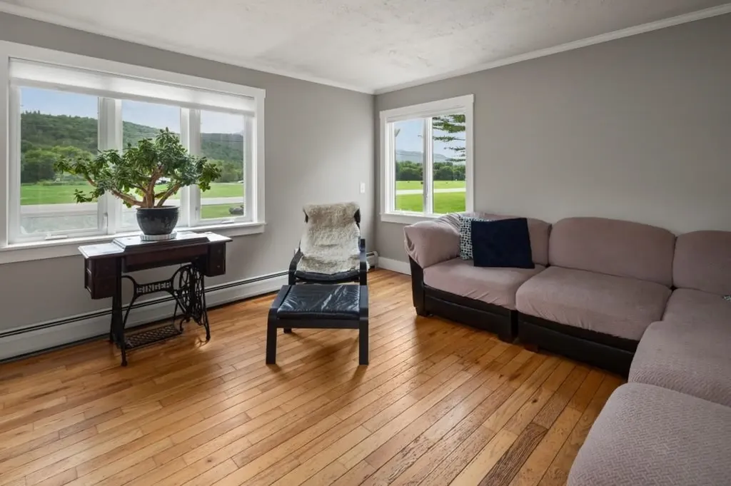 1756 Us Route 2 Waterbury VT 05676