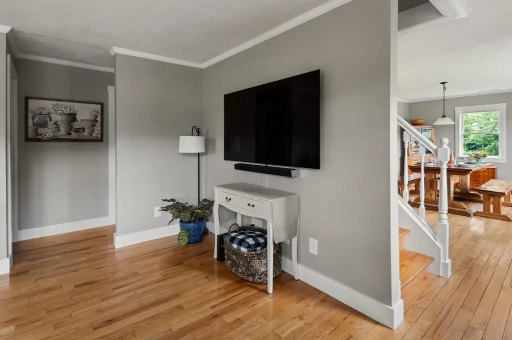 1756 Us Route 2 Waterbury VT 05676