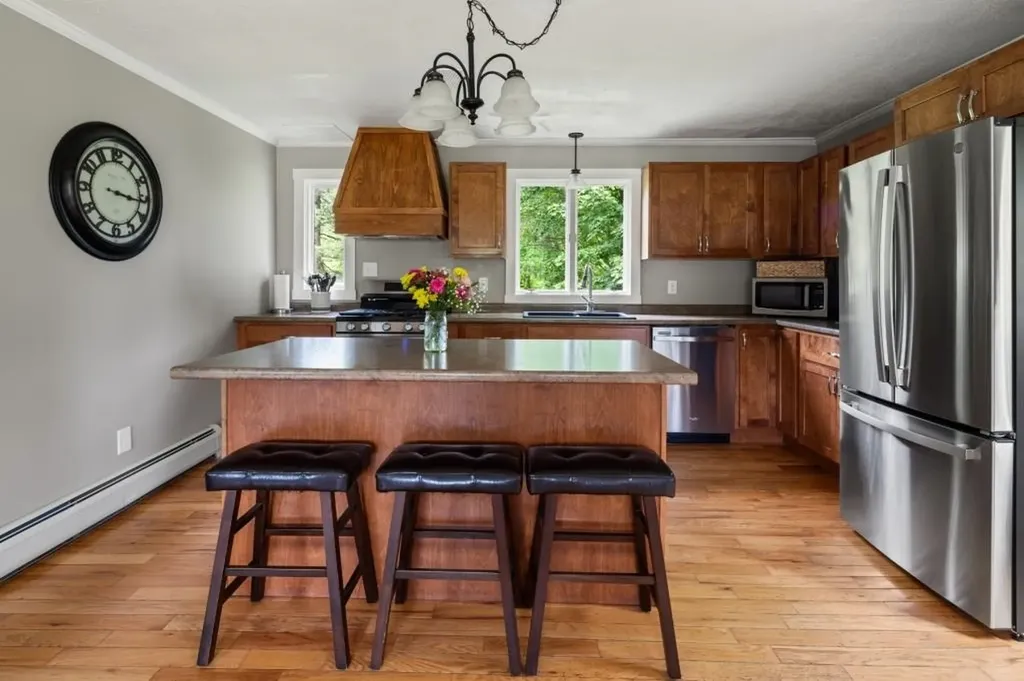 1756 Us Route 2 Waterbury VT 05676