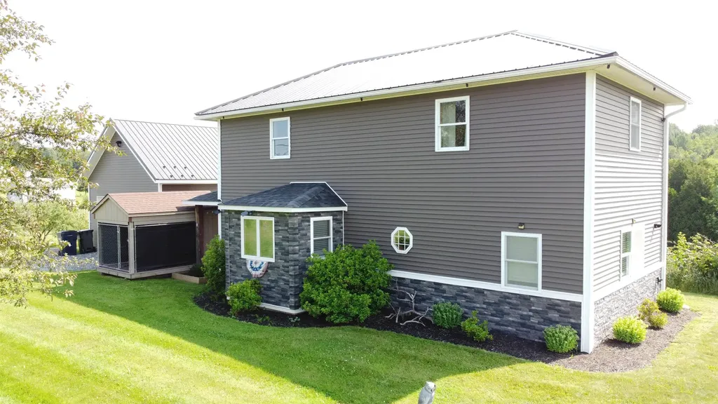 722 North Derby Road Derby VT 05829