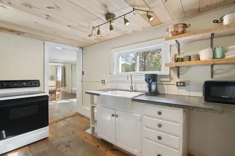 3021 Potter Road Wardsboro VT 05355