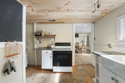 3021 Potter Road Wardsboro VT 05355