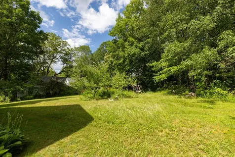 11 Drake Hill Road Strafford NH 03884