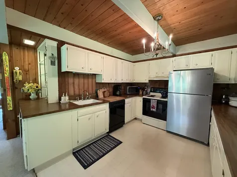 5 Blackberry Lane Dover VT 05356