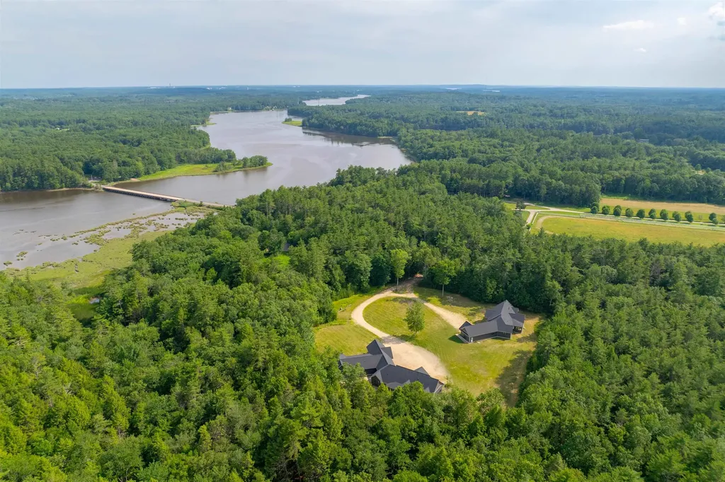 400 Gulf Road Dover NH 03820