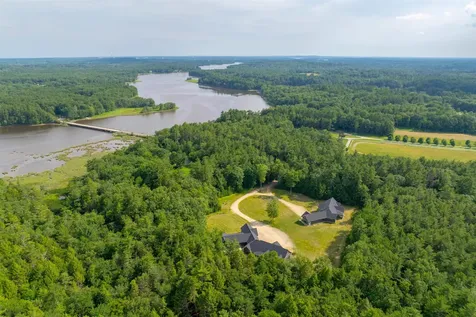 400 Gulf Road Dover NH 03820