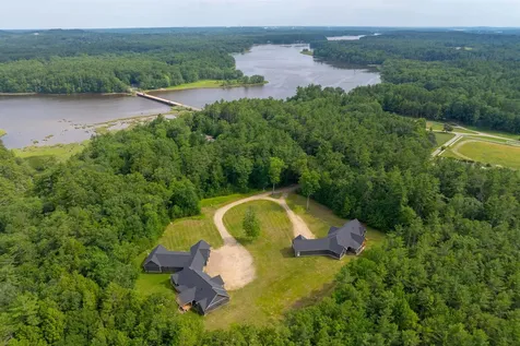 400 Gulf Road Dover NH 03820