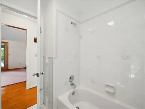 321 Westside Drive Leicester VT 05733