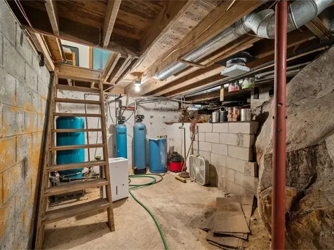 321 Westside Drive Leicester VT 05733