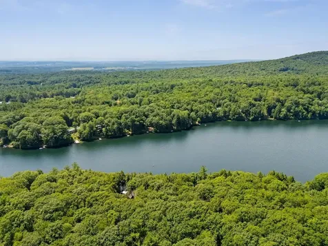 321 Westside Drive Leicester VT 05733