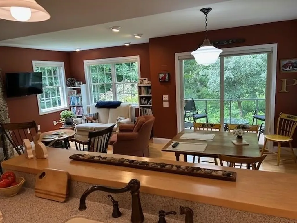 9 Governor Smith Drive St. Albans City VT 05478