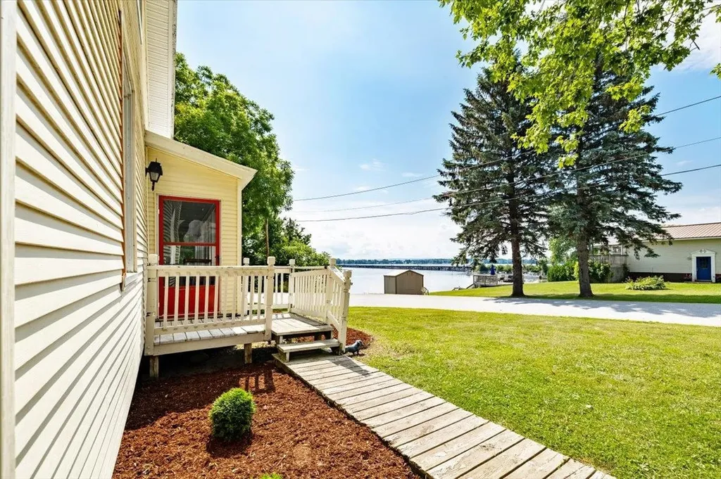 321 East Alburgh Road Alburgh VT 05440