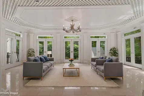 17 Pond Path North Hampton NH 03862