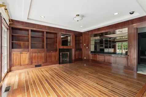 17 Pond Path North Hampton NH 03862