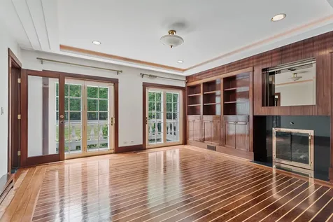 17 Pond Path North Hampton NH 03862