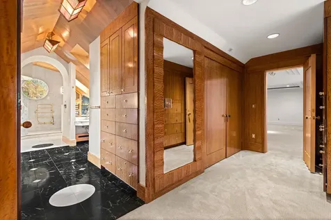 17 Pond Path North Hampton NH 03862