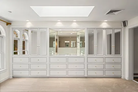 17 Pond Path North Hampton NH 03862