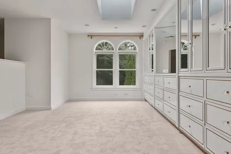 17 Pond Path North Hampton NH 03862