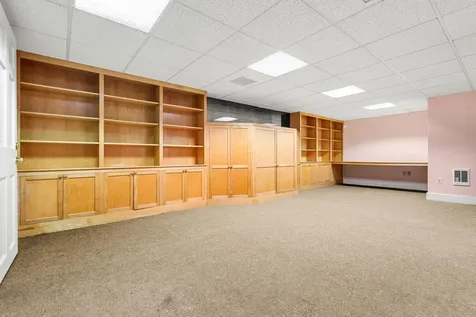 17 Pond Path North Hampton NH 03862