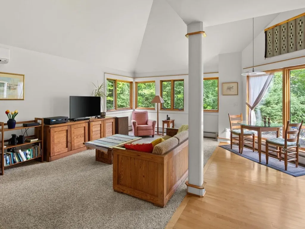 702 Beaver Creek Road Shelburne VT 05482