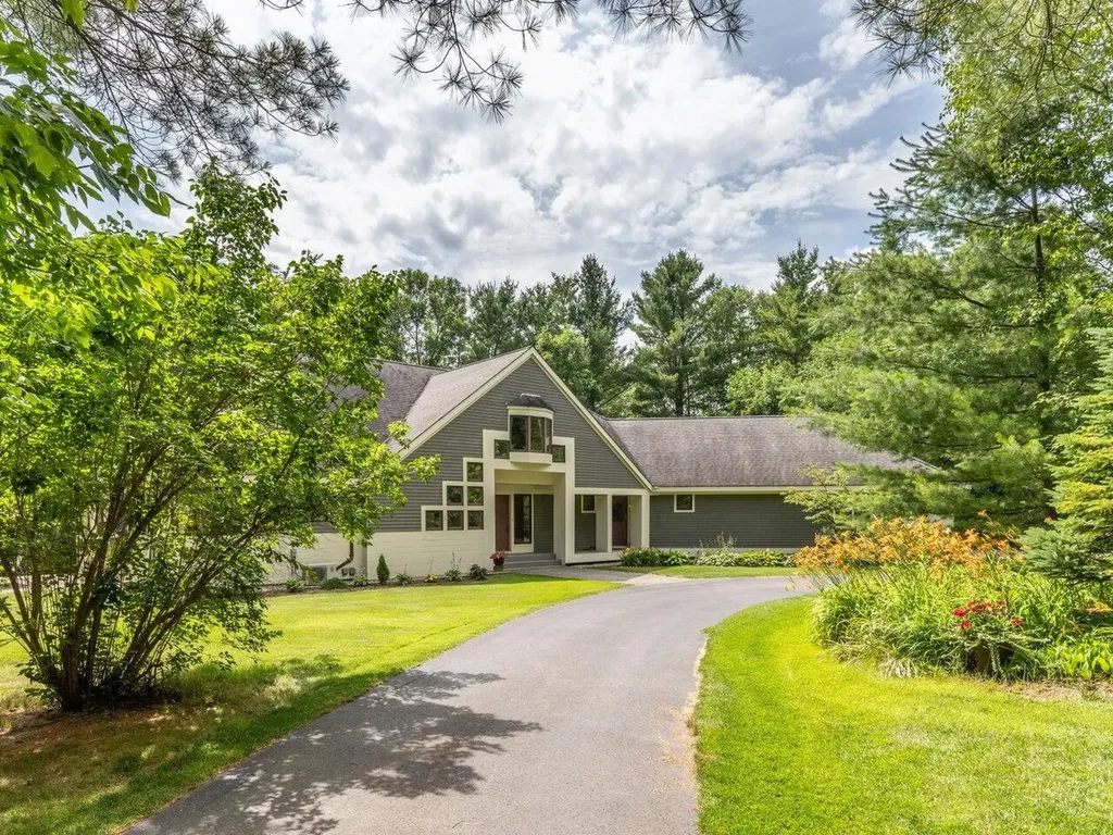 702 Beaver Creek Road Shelburne VT 05482