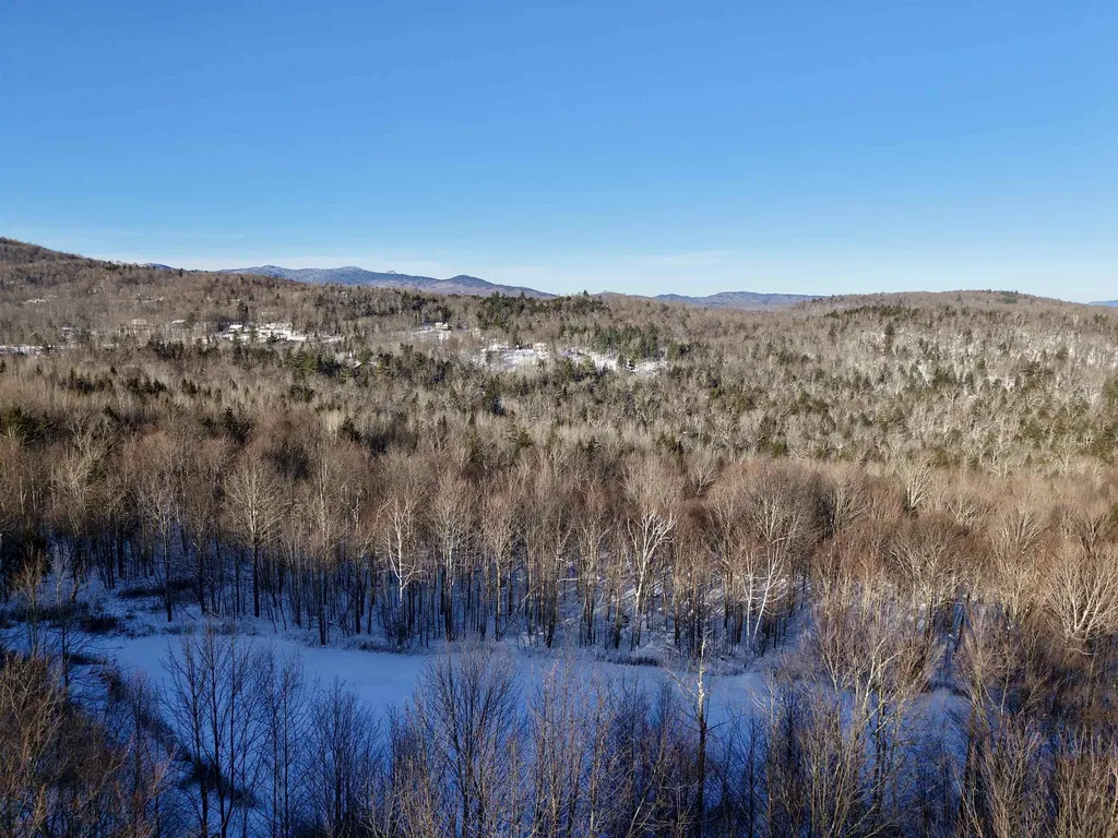 000 Rabbit Run Fayston VT 05673