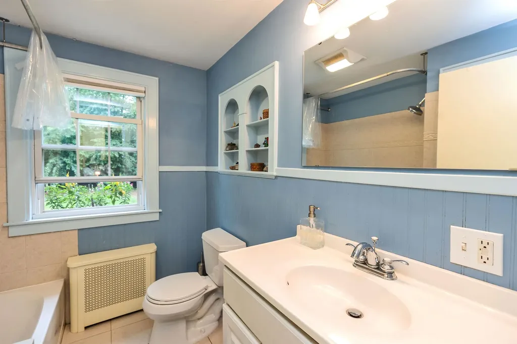 21 Katherine Street Goffstown NH 03045