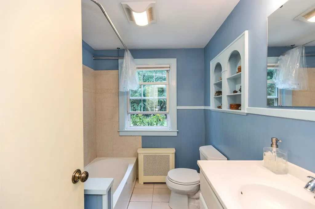 21 Katherine Street Goffstown NH 03045