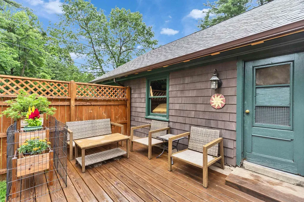 21 Katherine Street Goffstown NH 03045