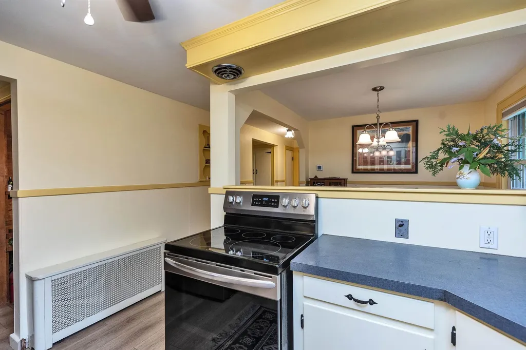 21 Katherine Street Goffstown NH 03045