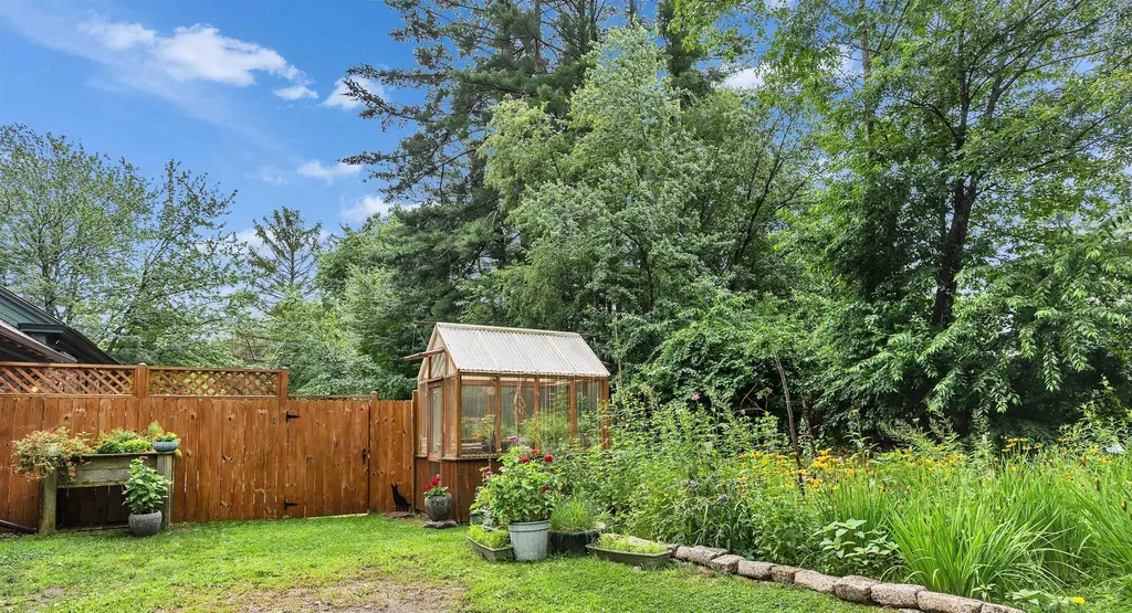 21 Katherine Street Goffstown NH 03045