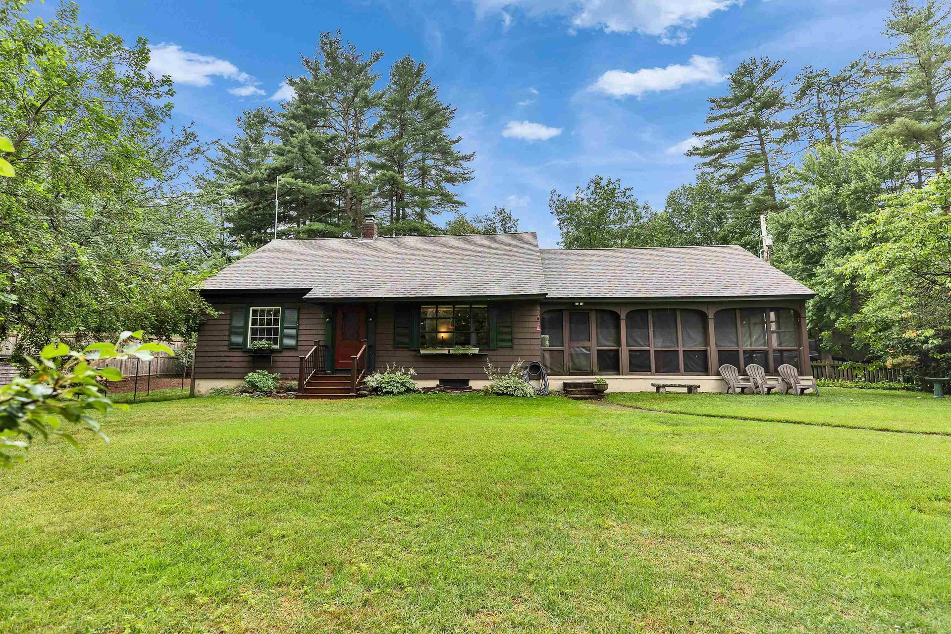 21 Katherine Street Goffstown NH 03045