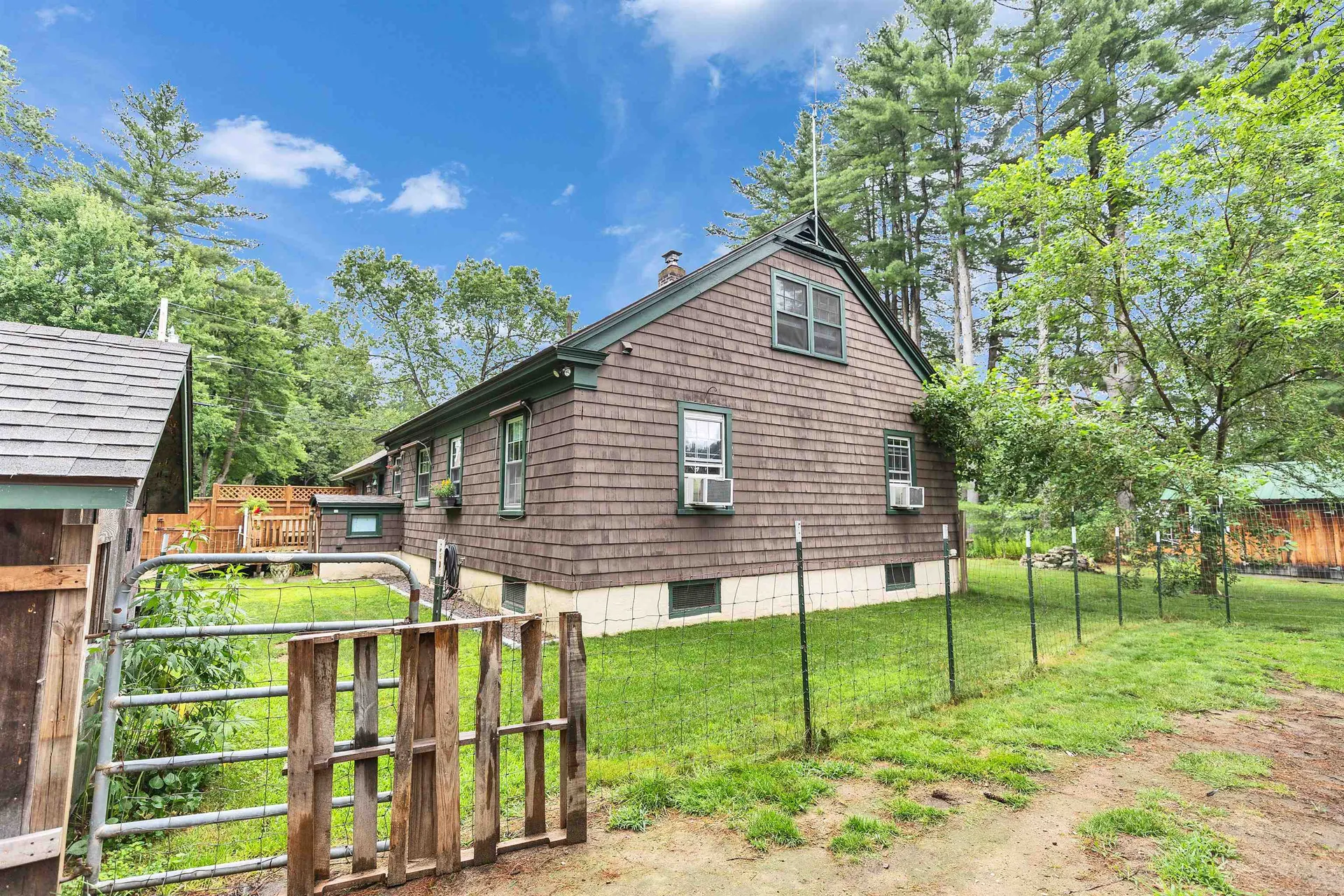 21 Katherine Street Goffstown NH 03045