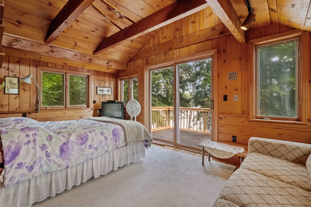 2 Little Badger Island Moultonborough NH 03254