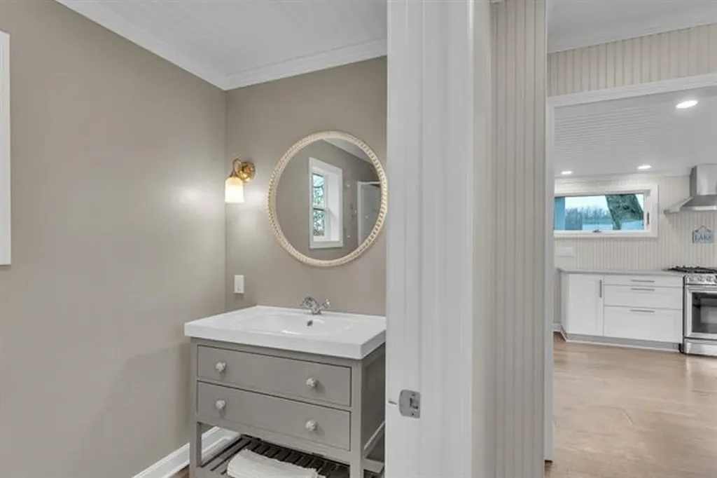 28 Sunrise Drive South Hero VT 05486