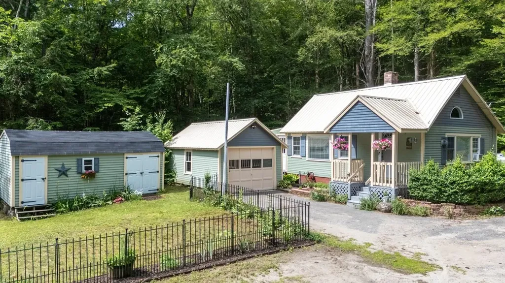 165 Bristol Hill Road Bristol NH 03222