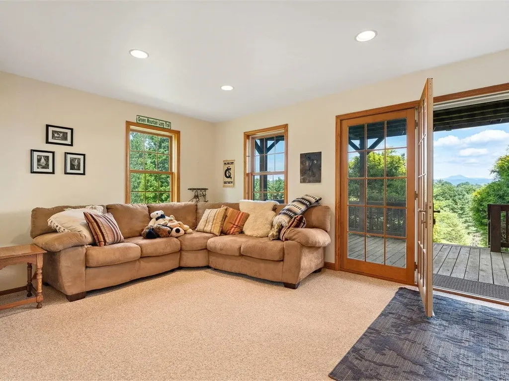 455 Carpenter Road Charlotte VT 05445