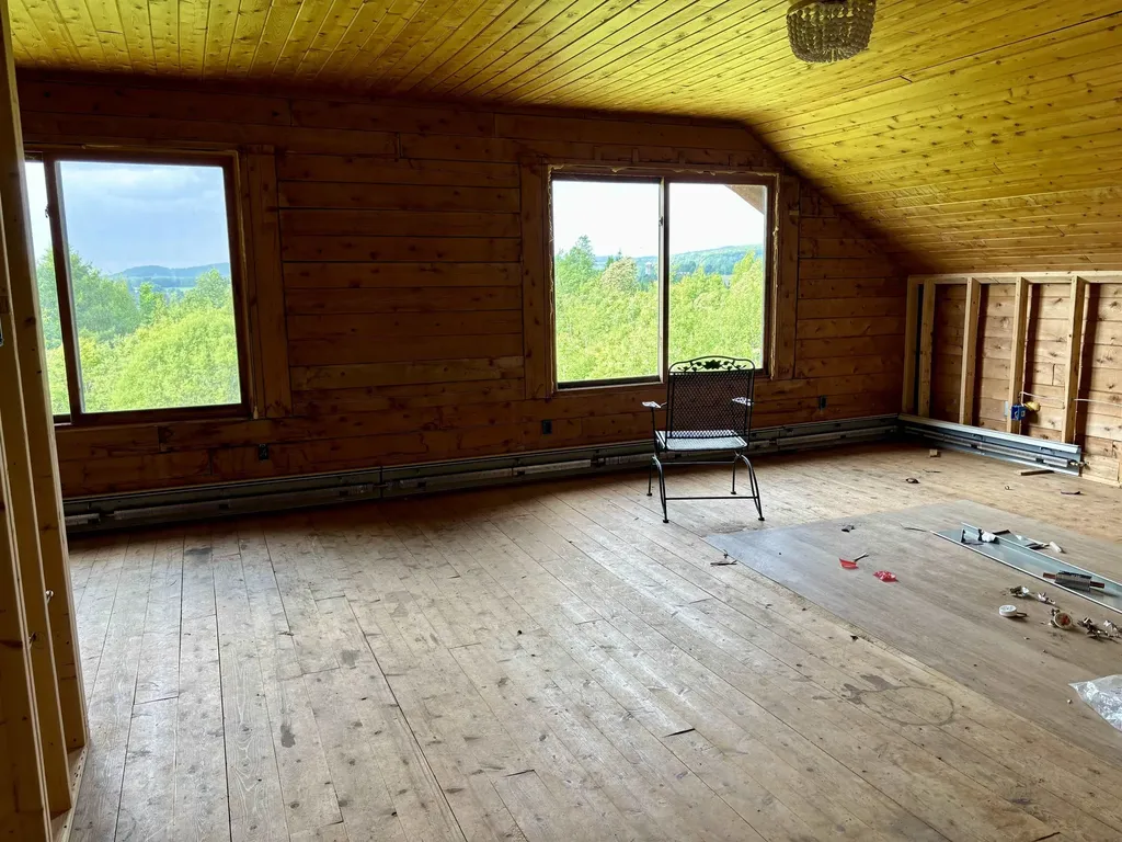 1666 South Albany Road Craftsbury VT 05826