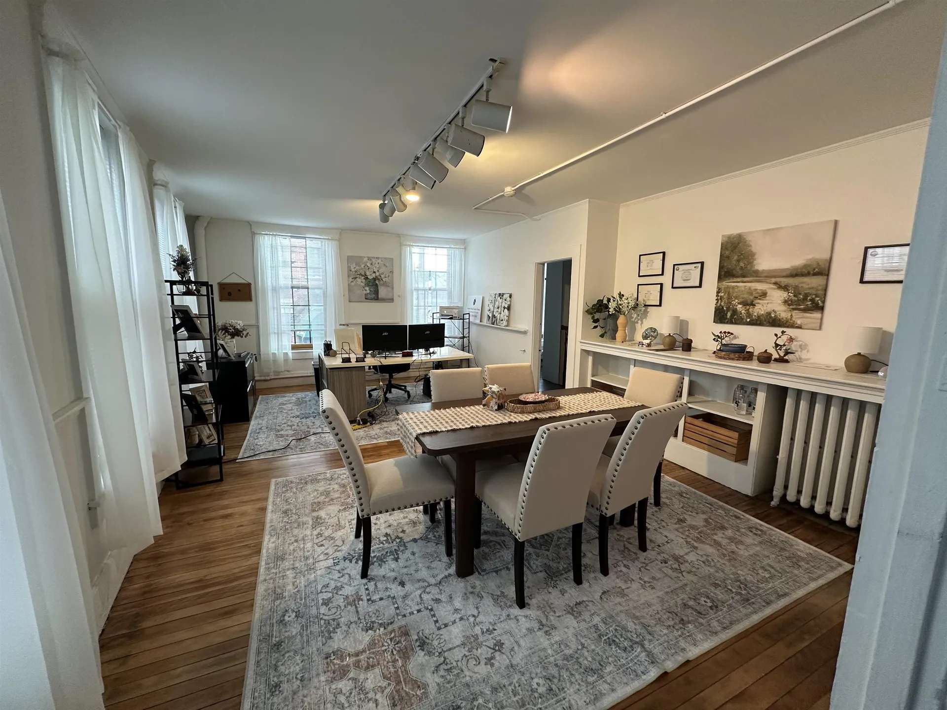 17 Elliot Street Brattleboro VT 05301