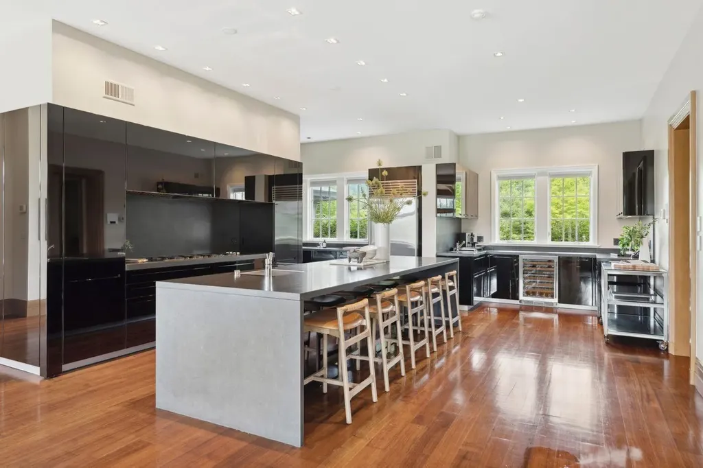 2575 Weeks Hill Road Stowe VT 05672