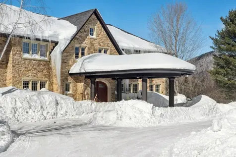 2575 Weeks Hill Road Stowe VT 05672