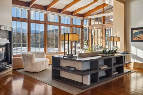 2575 Weeks Hill Road Stowe VT 05672