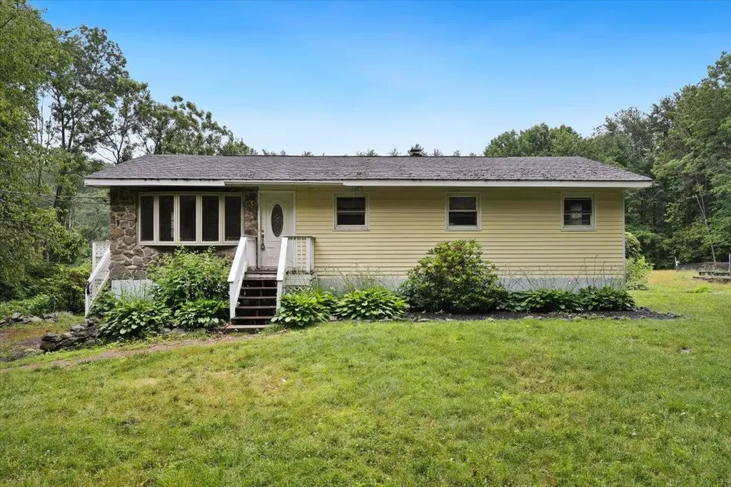 54a Morrison Road Windham NH 03087
