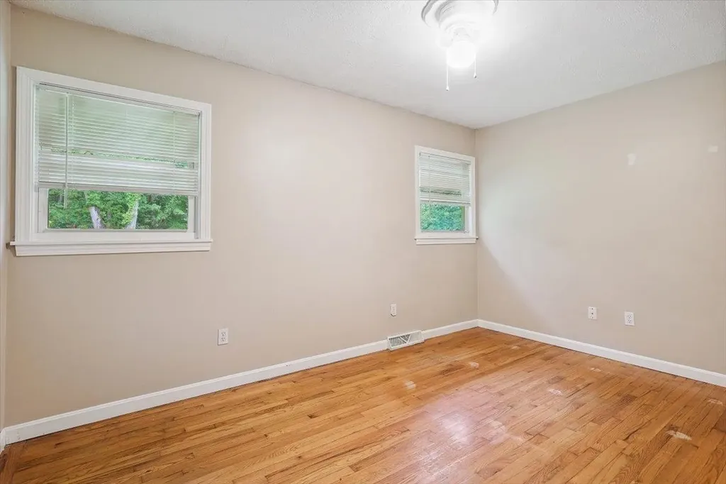54a Morrison Road Windham NH 03087