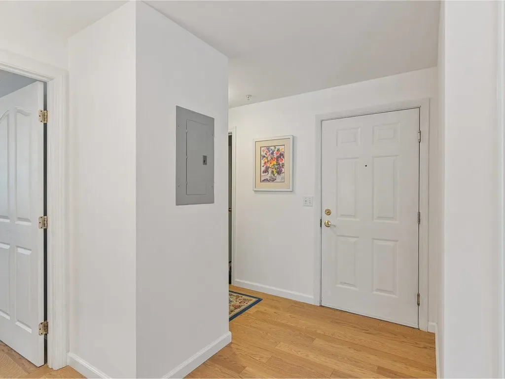 9 Claire Pointe Road Burlington VT 05408