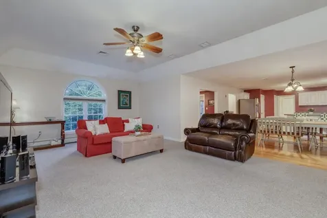 31 Tuck Drive Fremont NH 03044