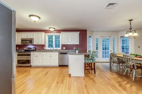 31 Tuck Drive Fremont NH 03044