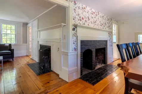 70 Woodland Road North Hampton NH 03862